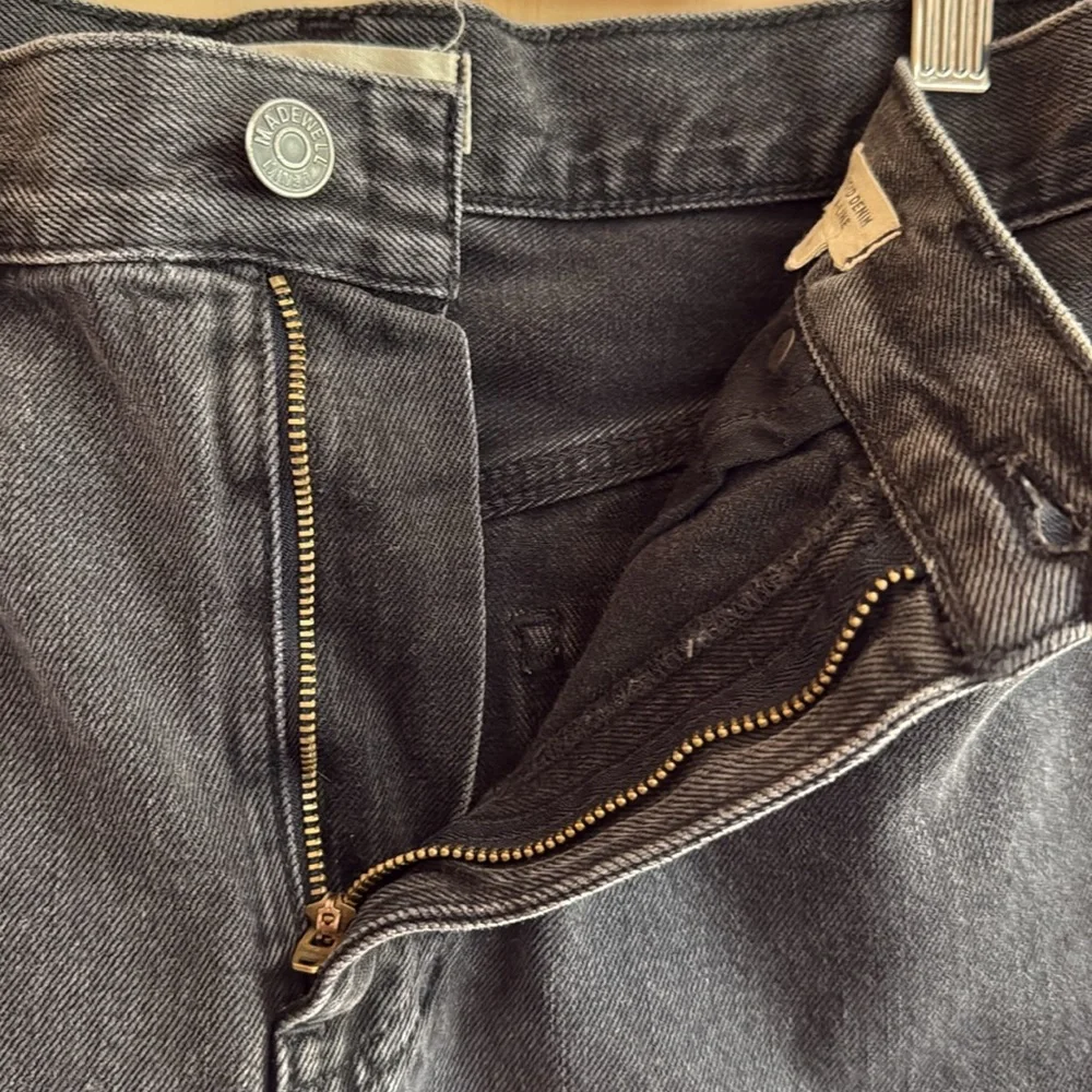 🙂 Madewell Charcoal Denim Mini Skirt - Picture 5 of 7